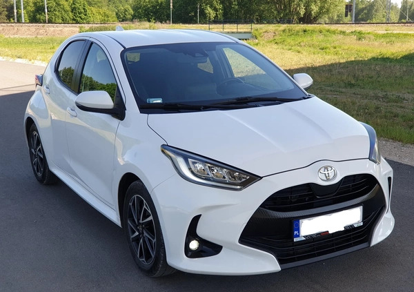 Toyota Yaris cena 62500 przebieg: 109000, rok produkcji 2021 z Złotoryja małe 352